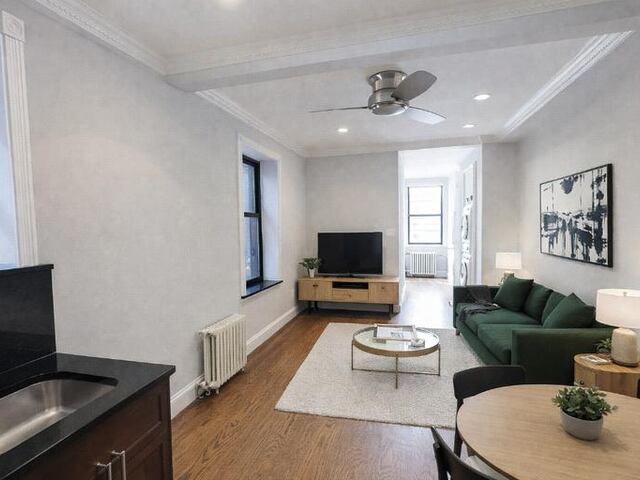 1-Bedroom at 325 East 5th Street