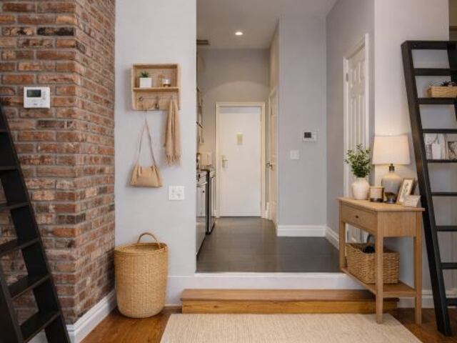 5-Bedroom at 234 West 14th Street