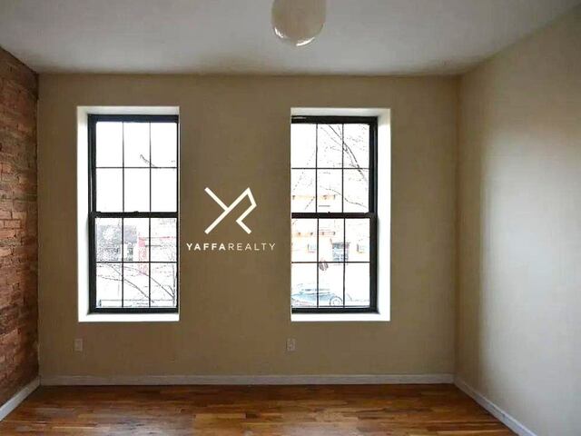 2-Bedroom at 181 Graham Avenue