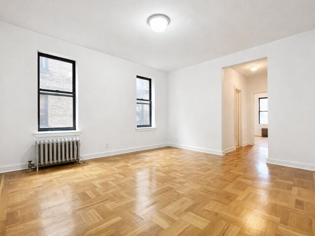 1-Bedroom at 590 Fort Washington Avenue