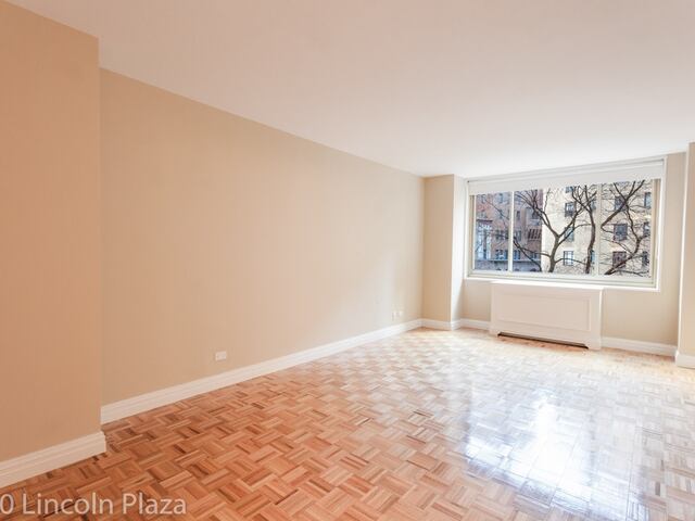1-Bedroom at 30 Lincoln Plaza