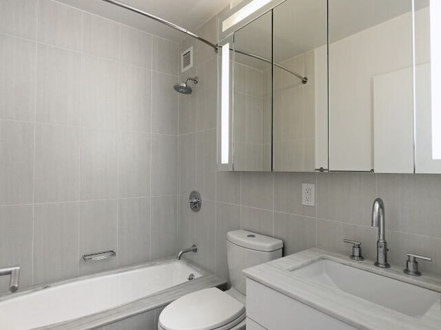 1-Bedroom at West River House