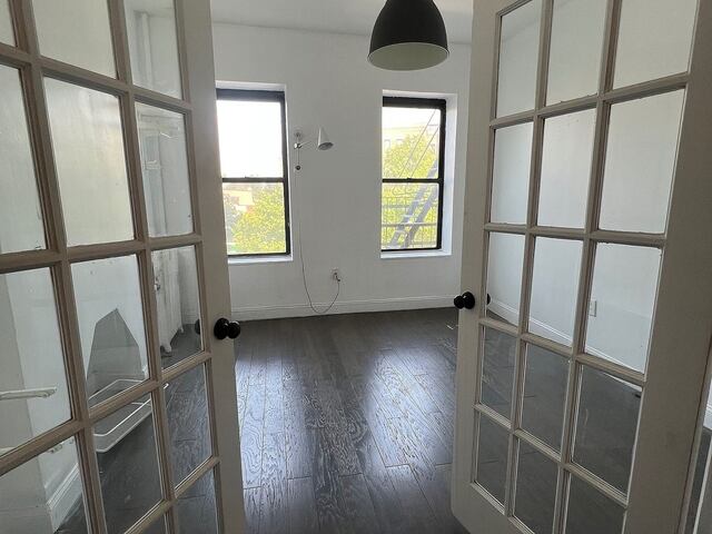 Studio at 532 Flatbush Avenue