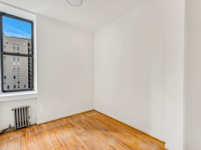 2-Bedroom at 121 Madison Avenue
