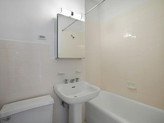1-Bedroom at South Pierre (aka 160 West 71st)