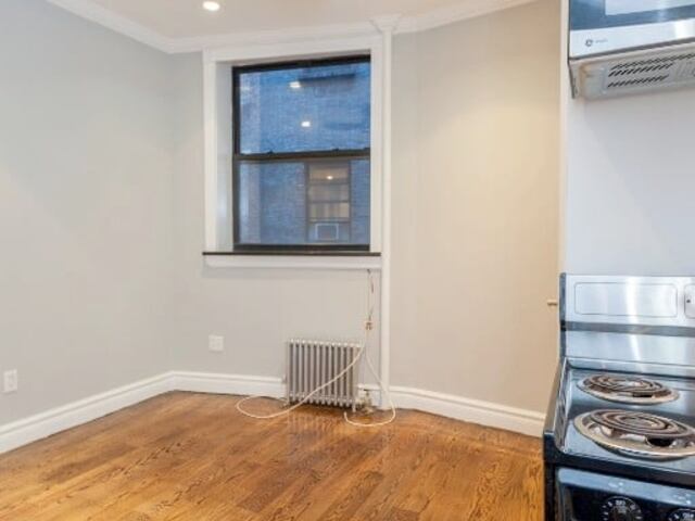 1-Bedroom at 330 East 35th Street