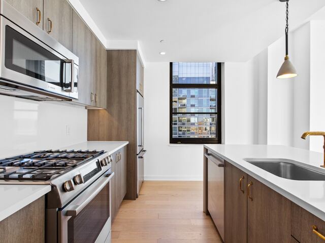 2-Bedroom at Henry Hall