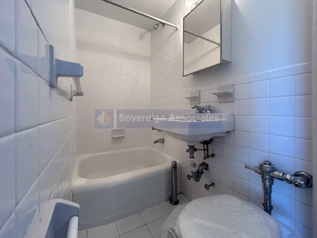 Studio at 936 West End Avenue