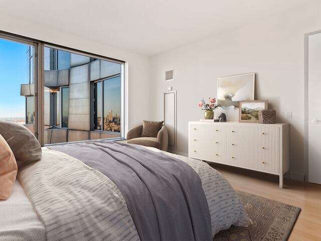 2-Bedroom at New York by Gehry