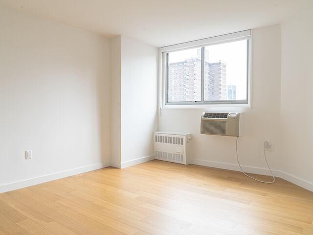 4-Bedroom at Kips Bay Court : 500 Second Ave