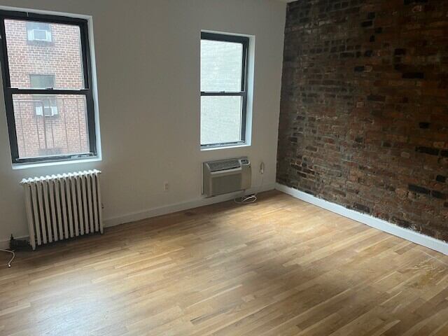 Studio at Sullivan Mews: 115 Sullivan
