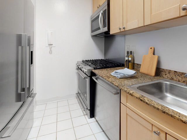 1-Bedroom at The Murray Hill
