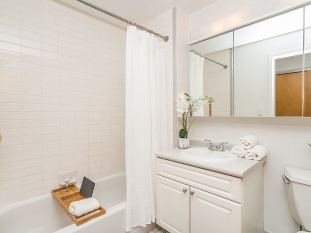 1-Bedroom at The Clinton