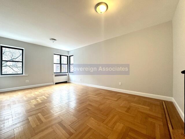 2-Bedroom at 567 Fort Washington Avenue