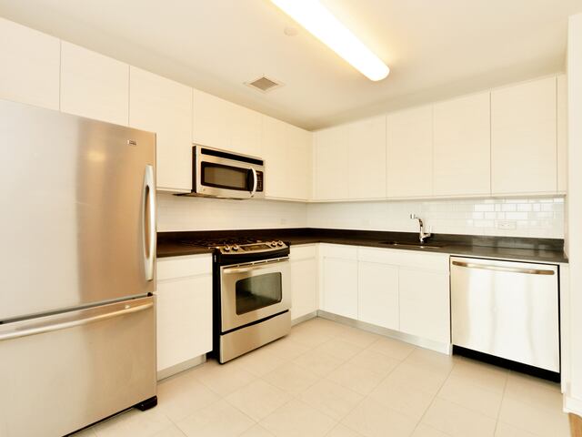 1-Bedroom at The Maximilian