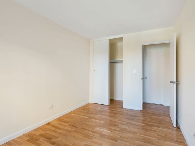3-Bedroom at LeFrak City: Panama