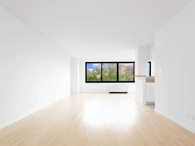 2-Bedroom at Lenox Terrace II: 2186 Fifth Ave