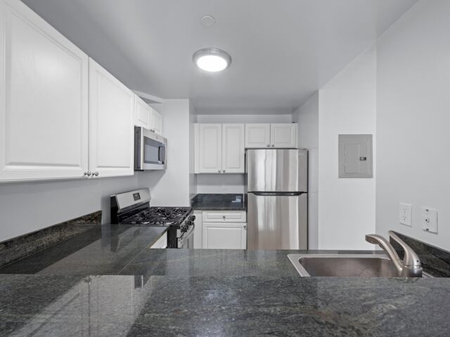 1-Bedroom at The Clinton