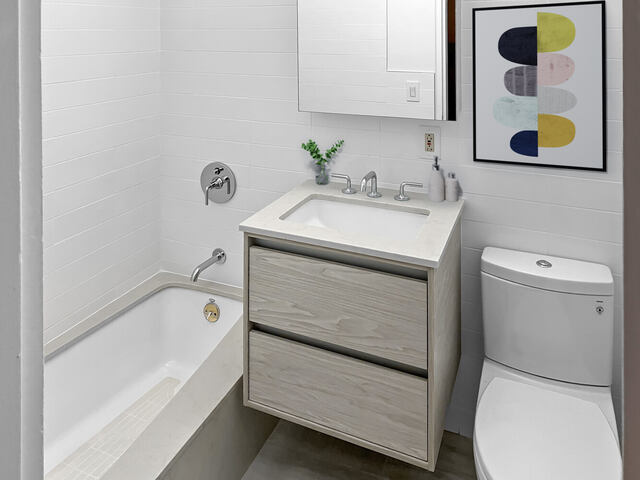 Studio at Manhattan East: 221 East 66th