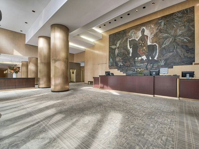 Studio at Normandie Court: 225 East 95th