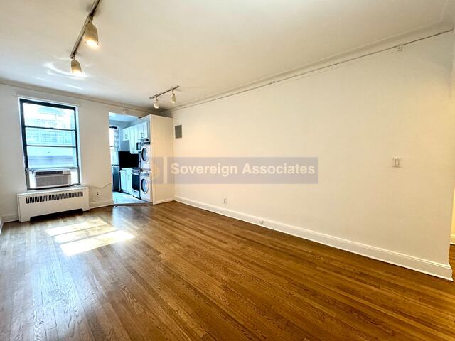 Studio at 156 East 85th Street