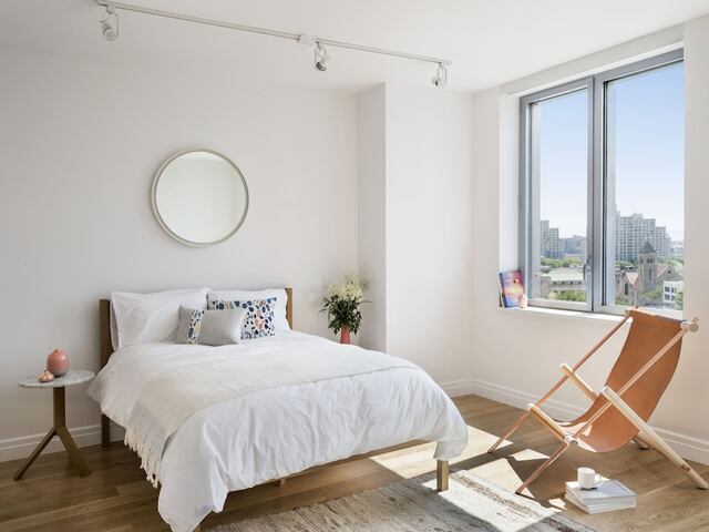 Studio at 300 Ashland Place