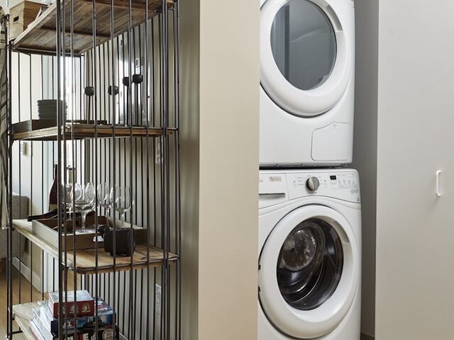 1-Bedroom at 10 Halletts Point
