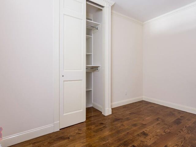 Studio at 635 East 6th Street