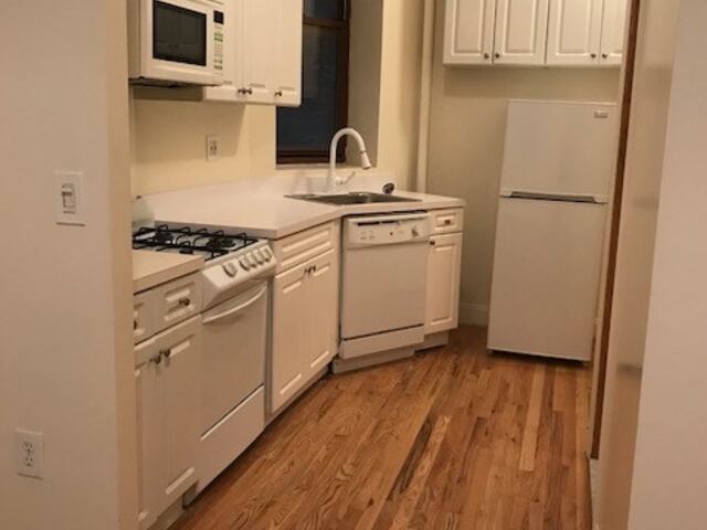 1-Bedroom at 525 Hudson Street