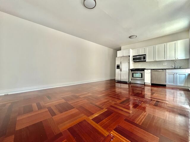 3-Bedroom at The Westbourne : 607 West 137th