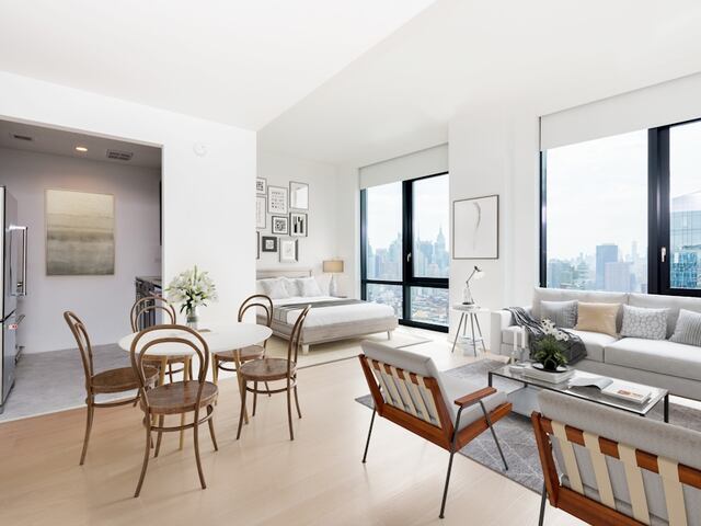 Studio at 21 West End Avenue