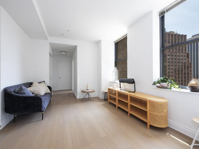 1-Bedroom at 70 Pine Street