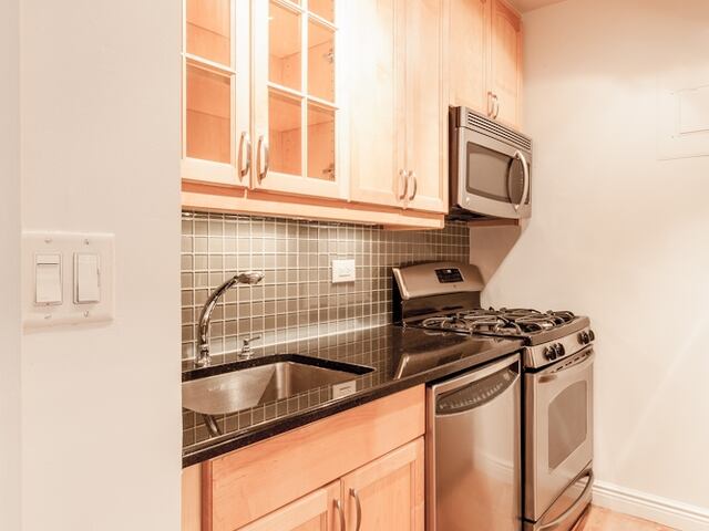 1-Bedroom at Claridge House