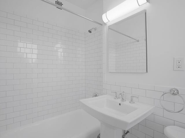 1-Bedroom at 24 Fifth Avenue