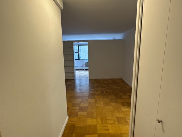 1-Bedroom at Ambassador East