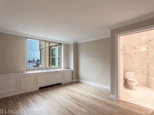 1-Bedroom at 30 Lincoln Plaza