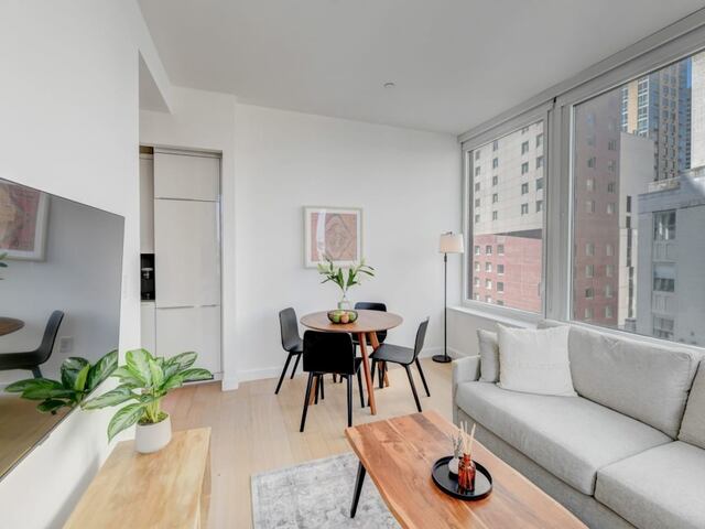 2-Bedroom at 180 Water Street