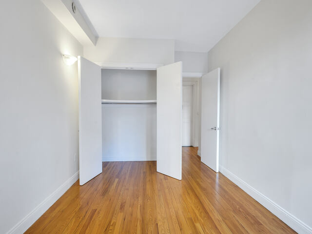 4-Bedroom at 37 West 54th Street