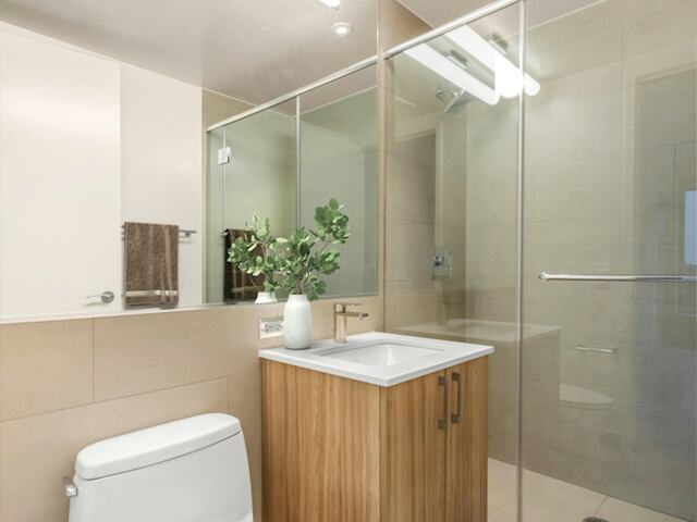 2-Bedroom at New York by Gehry