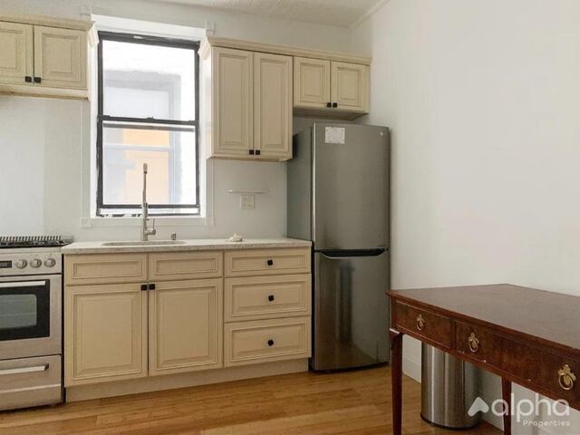 2-Bedroom at 211 East 14th Street