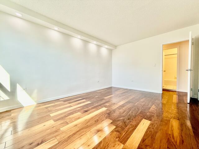 1-Bedroom at Lafayette Boynton: 875 Boynton Ave