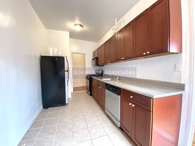 1-Bedroom at 536 Fort Washington Avenue