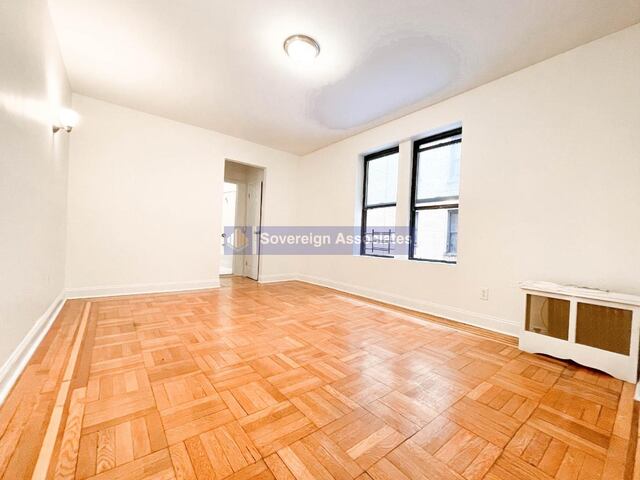 1-Bedroom at 106 Fort Washington Avenue