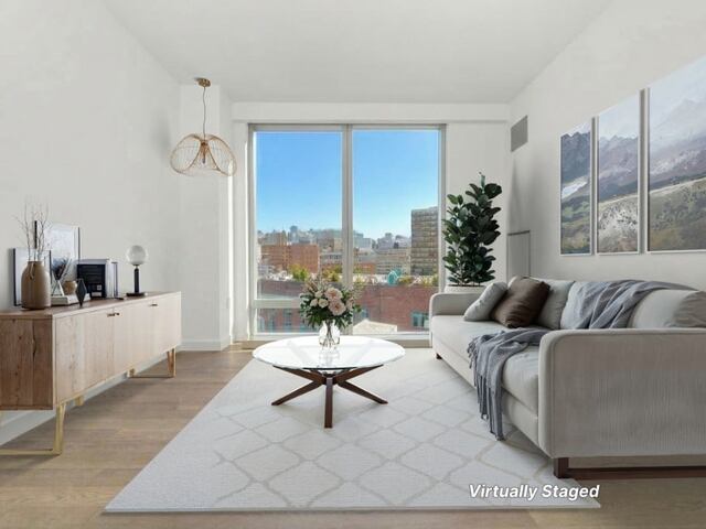 1-Bedroom at One Manhattan Square