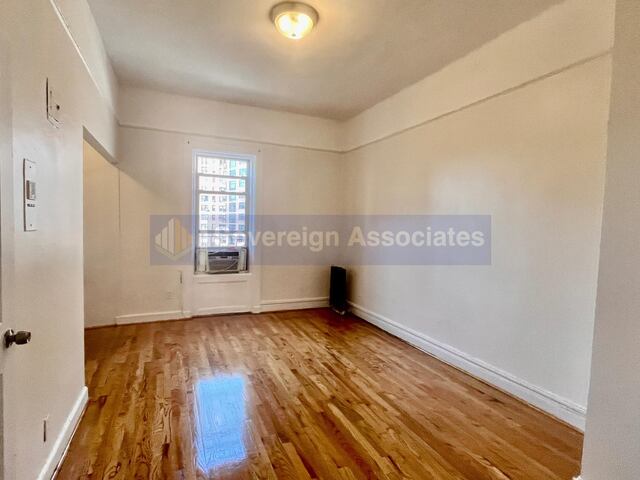 Studio at 936 West End Avenue