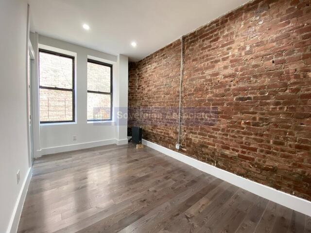 2-Bedroom at 3620 Broadway
