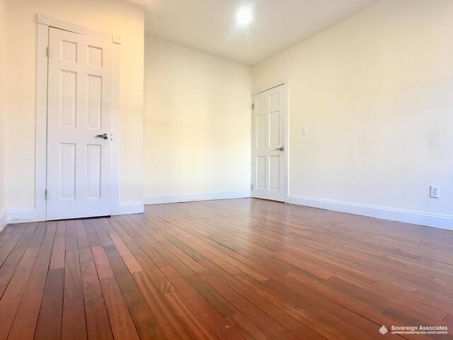 3-Bedroom at 53 Hamilton Terrace