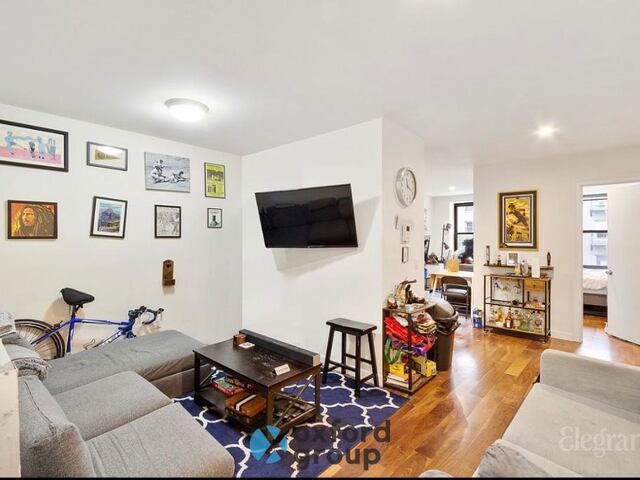 5-Bedroom at 513 Third Avenue