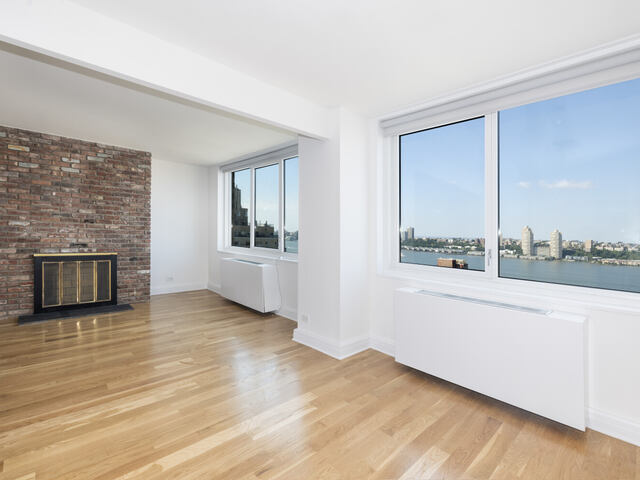 3-Bedroom at West River House