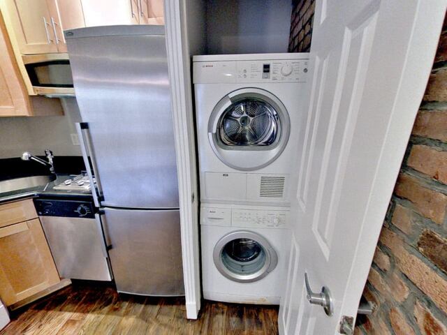 1-Bedroom at 521 East 5th Street